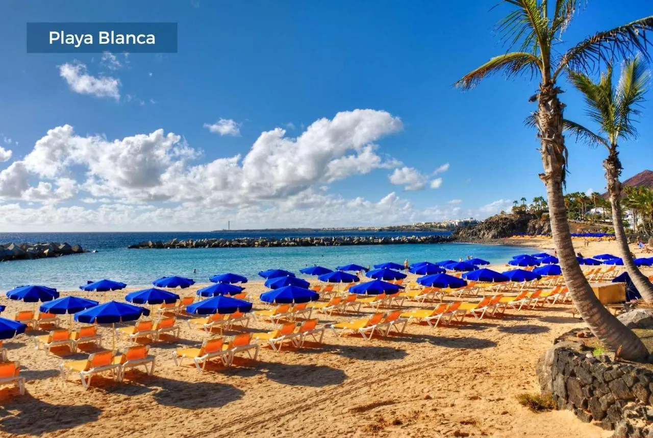Acomari Villa Playa Blanca  Spain